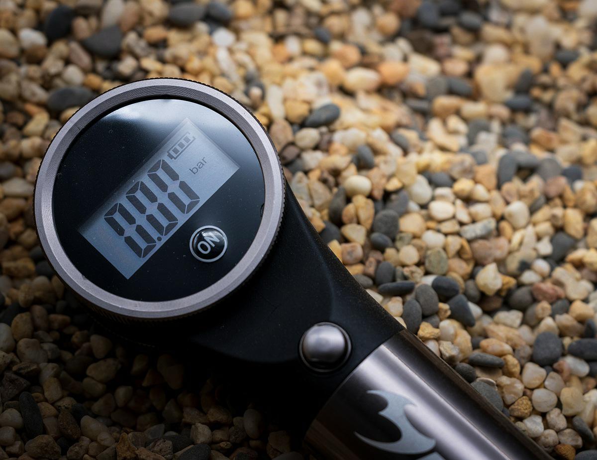 POMPKA MOON AIOLOS DIGIT HP/HV