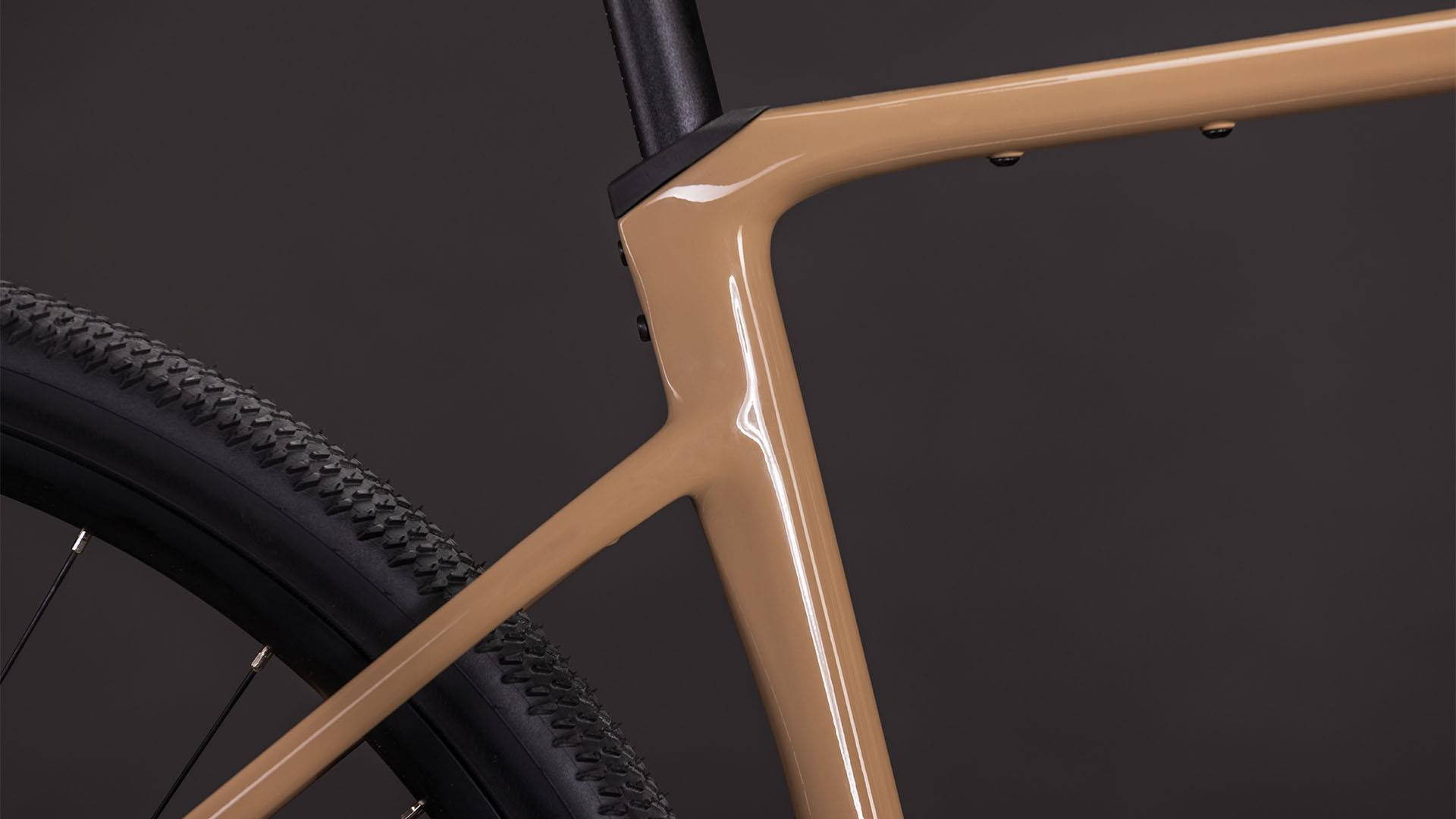 ROWER CUBE 28″ M NUROAD RACE roz. M CAPPUCCINO/BLK 2026