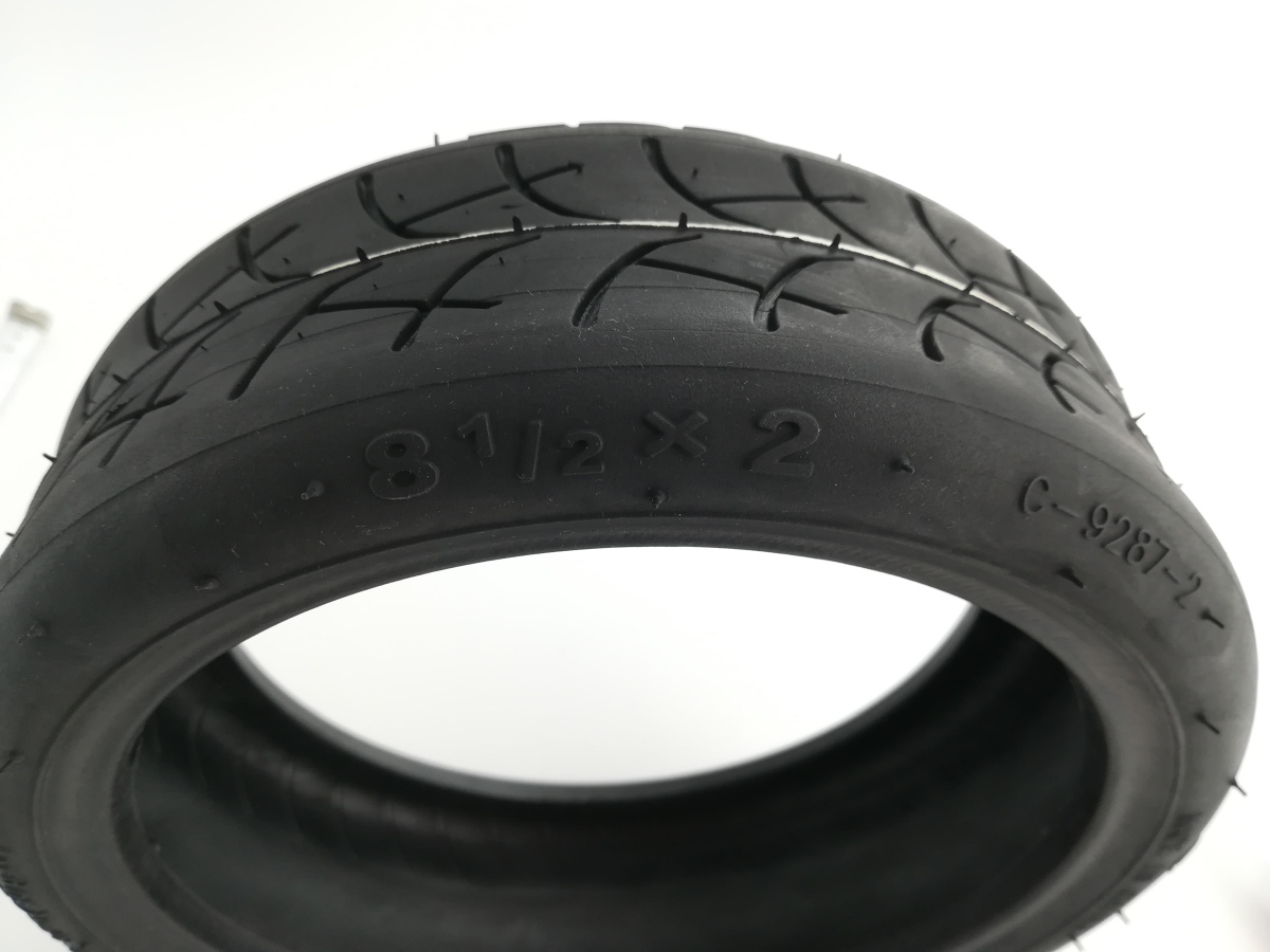 OPONA CST 8×1/2×2 C-9287